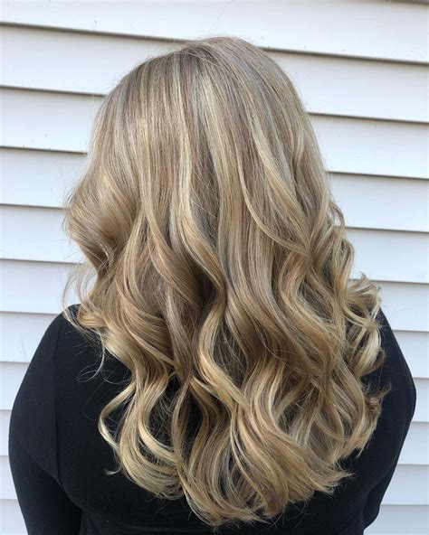 blonde highlights on long hair|pretty highlights for blonde hair.